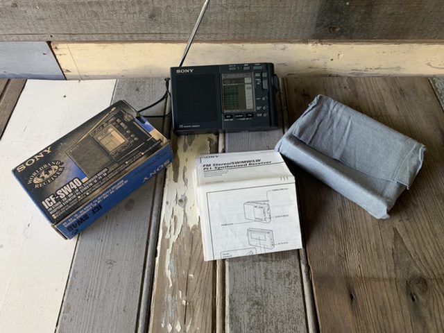 Sony ICF-SW40 world receiver digital case box 1990 Japan - Vintage