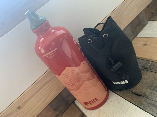 SIGG  FIRE JET とSIGG BOTTLE Sigg Fire Jet travel stove complete with bottle pump 2000's